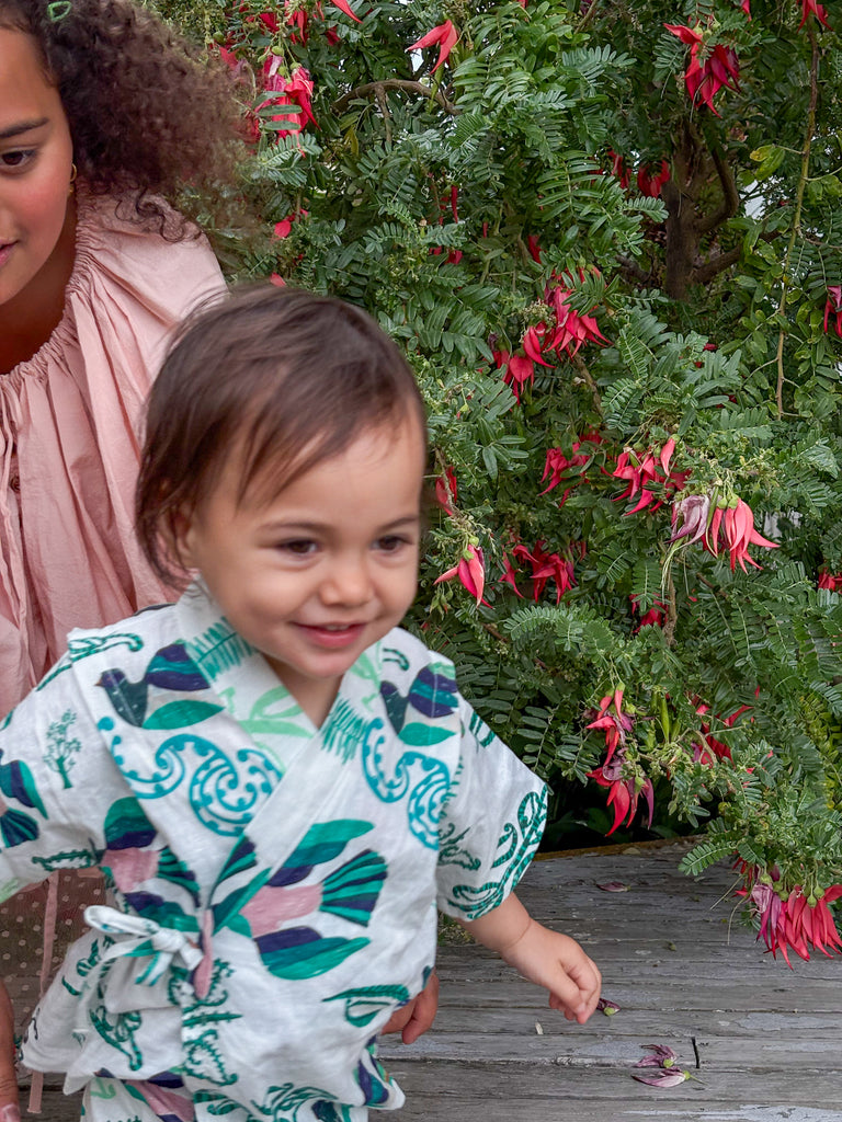 Kererū Ma Kimono Top